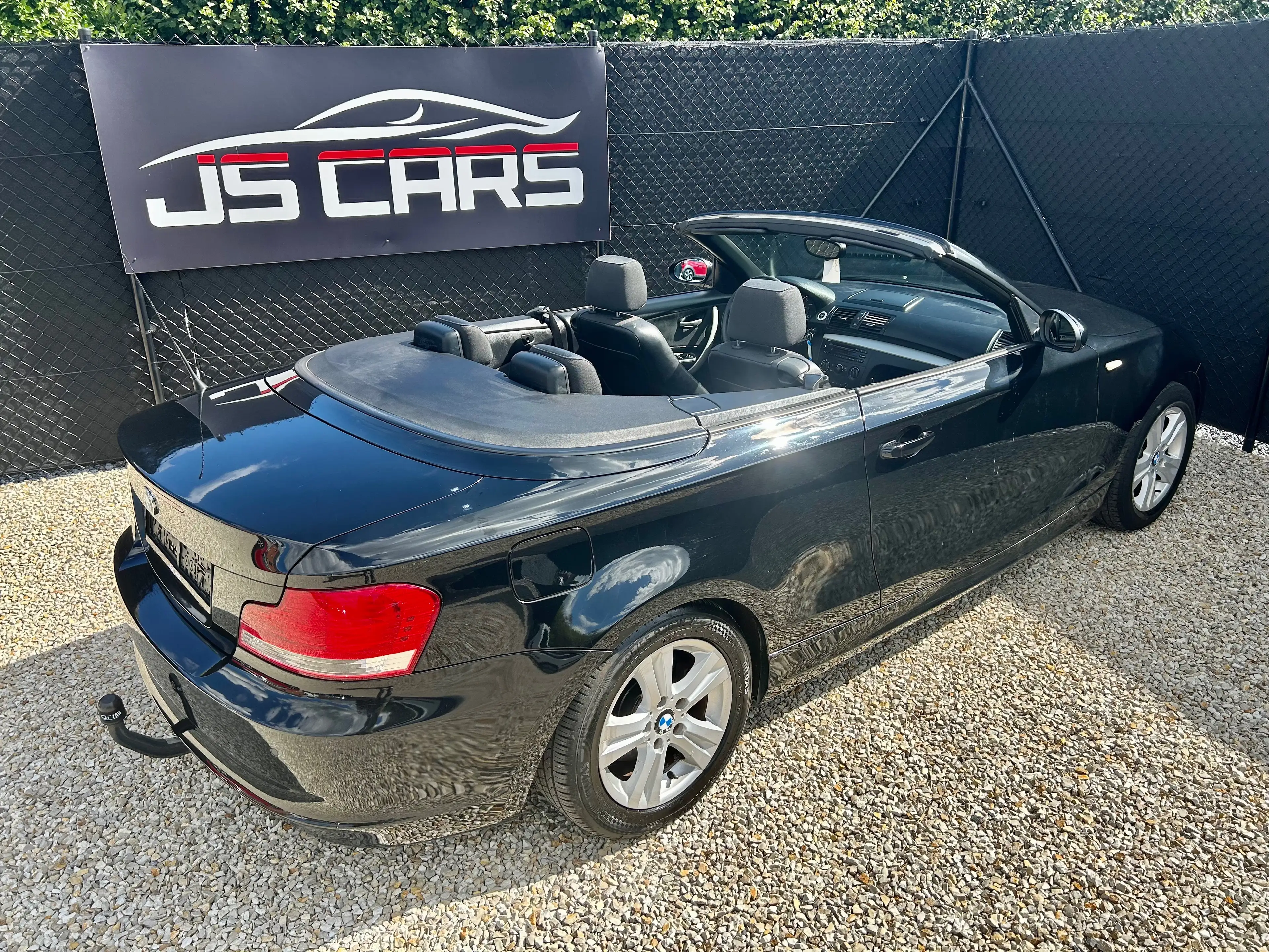 BMW 118 d*CABRIOLET*SIÉGES CHAUFF.*AIRCO*VEHICULE PROPRE* — photo 8