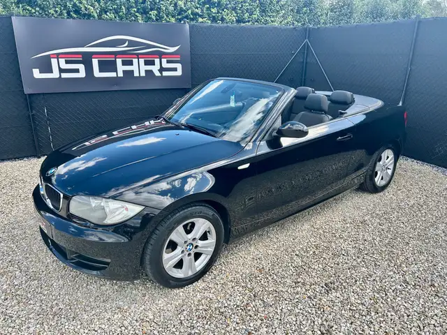 BMW 1 Series view 2