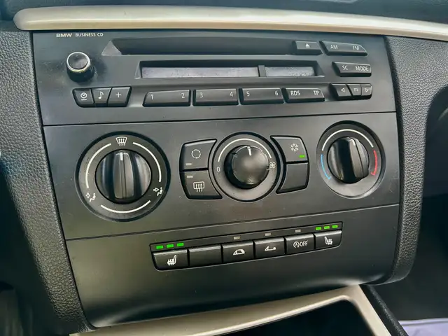 BMW 1 Series view 14