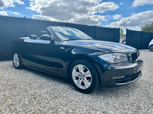 BMW 1 Series view 5