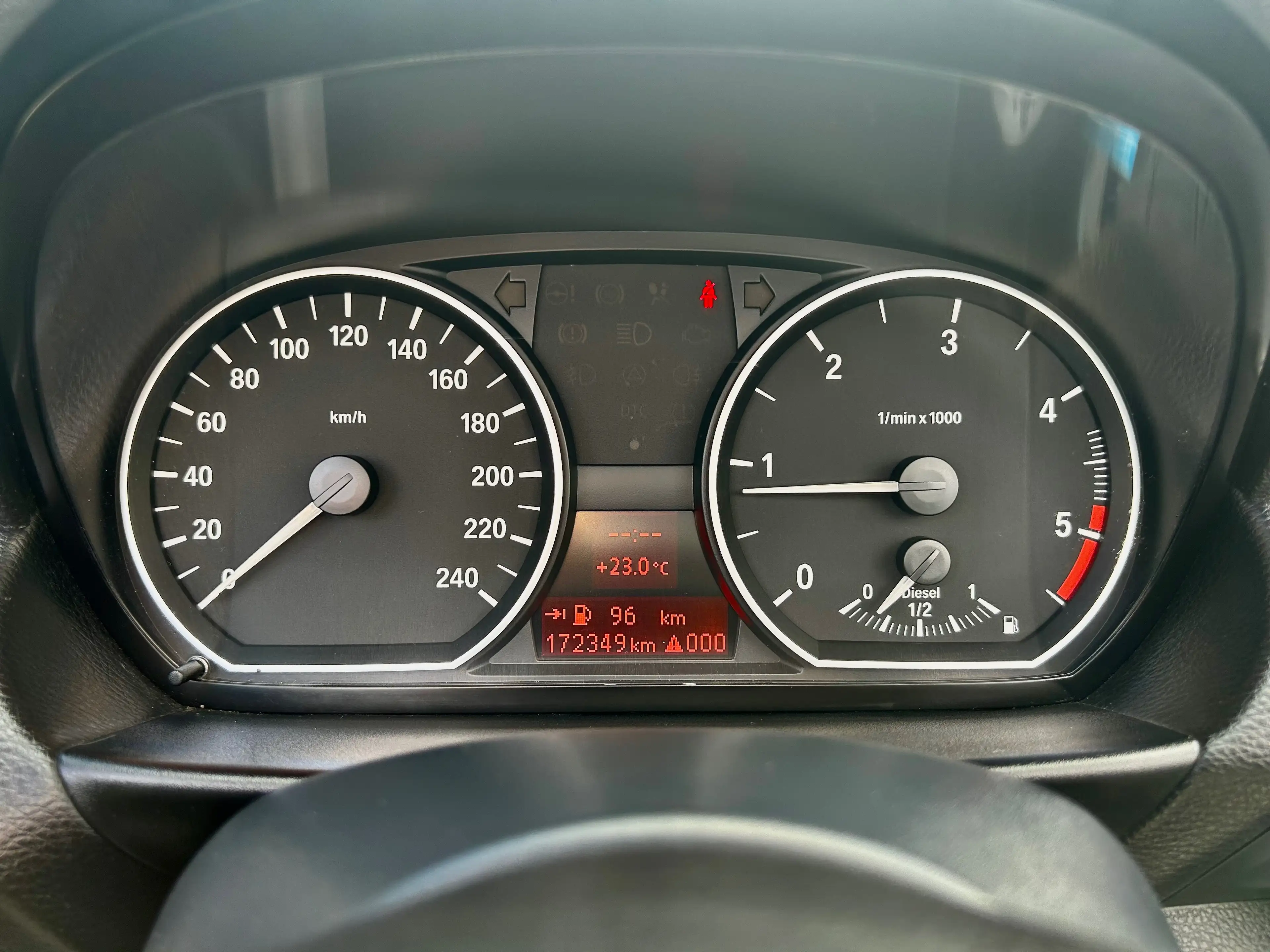 BMW 118 d*CABRIOLET*SIÉGES CHAUFF.*AIRCO*VEHICULE PROPRE* — photo 12
