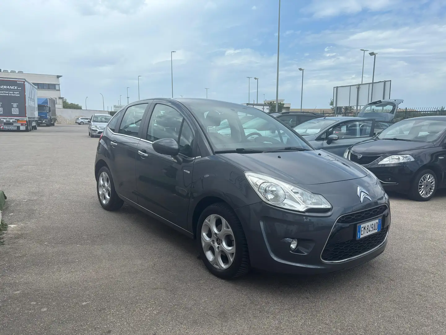 Citroen C3 C3 II 2012 1.4 hdi Exclusive (exclusive style) E5 Grigio - 2