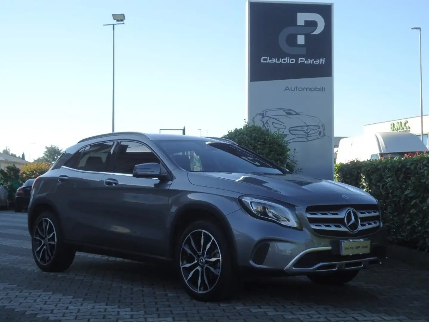 Mercedes-Benz GLA 200 d SPORT Grigio - 2