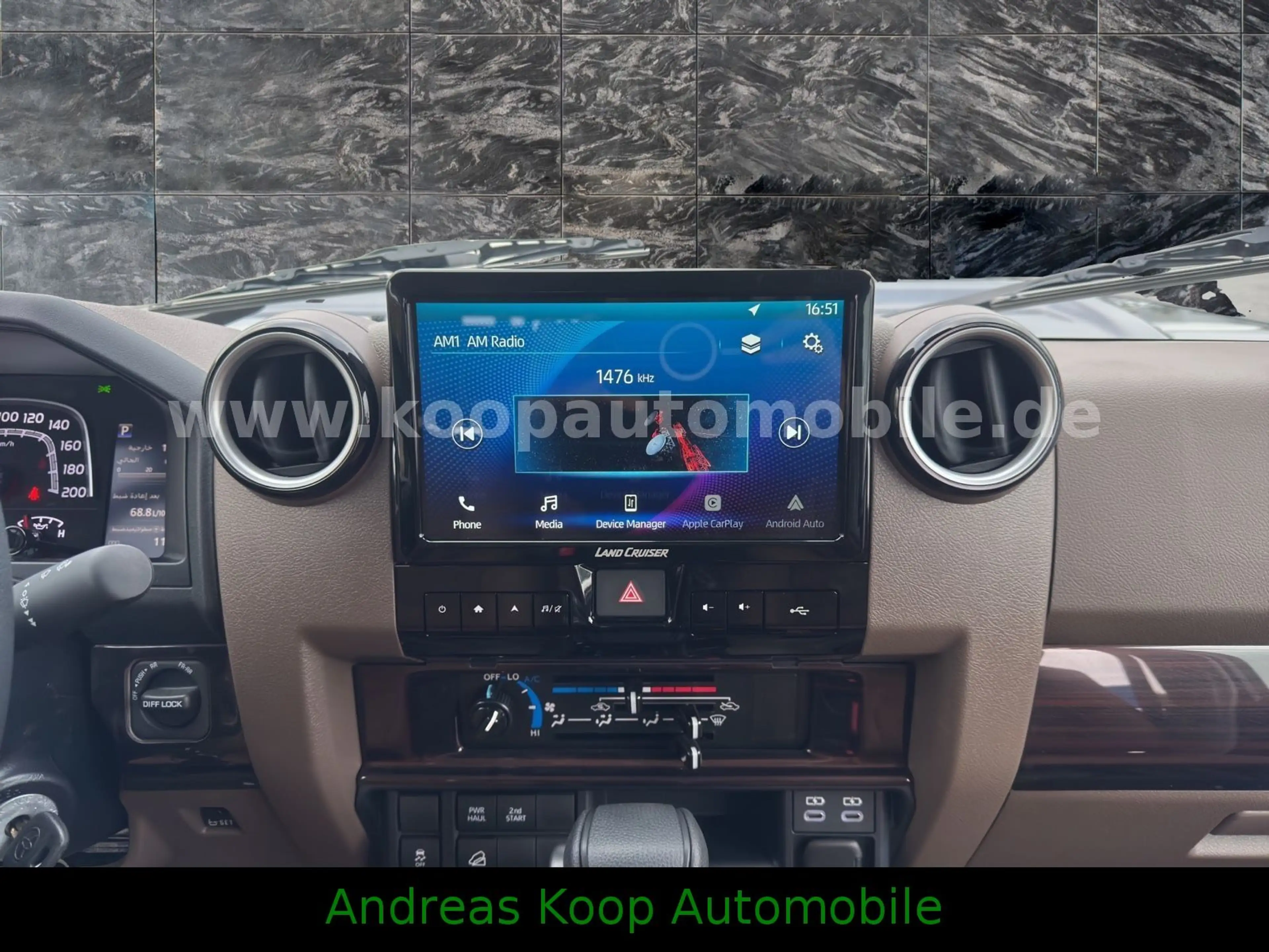 Toyota Land Cruiser GRJ 79 DC LX-Z Automatik LED Leder — photo 7