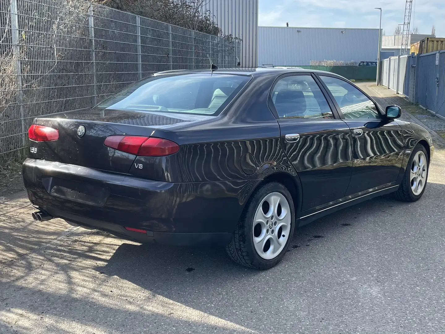 Alfa Romeo 166 3.0 V6 24V Sportronic Distinctive Zwart - 2