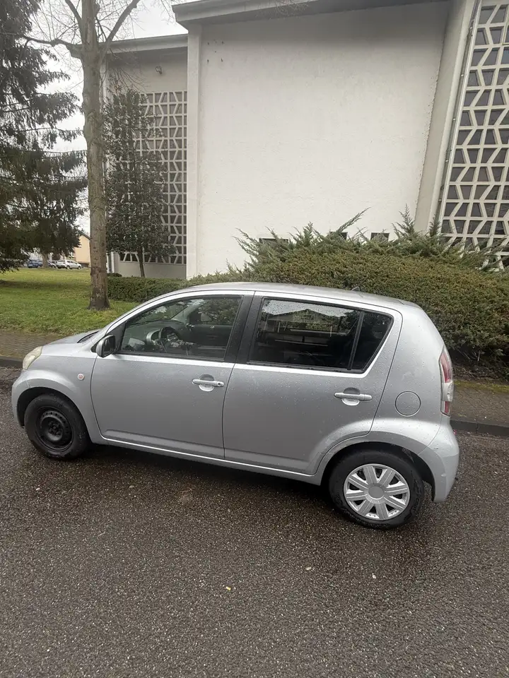Daihatsu Sirion