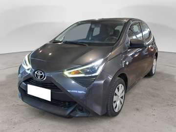Aygo Connect 1.0 VVT-i 72CV 5 porte x-business light FINO A 3 ANNI DI GARANZIA