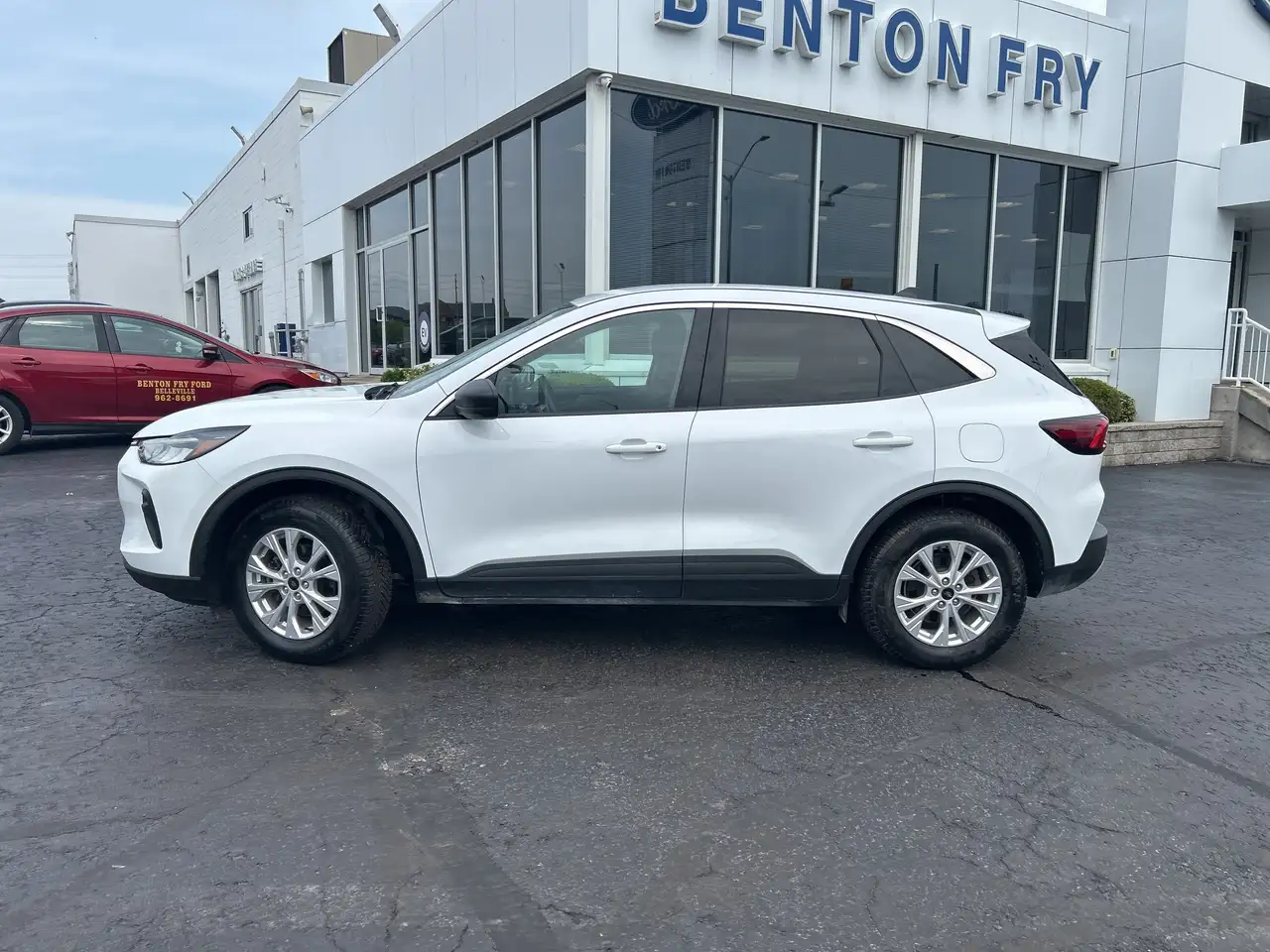 Ford Escape photo Ford Escape