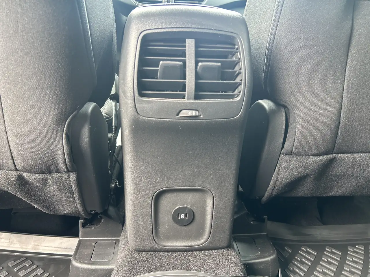 Ford Escape photo Ford Escape
