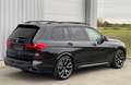 BMW X7 3.0 dA xDrive40 M-Pack - 1st Owner - Full Option Noir - thumbnail 3