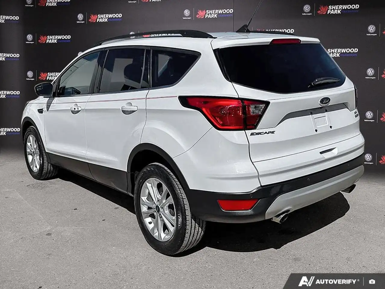 Ford Escape снимка Ford Escape