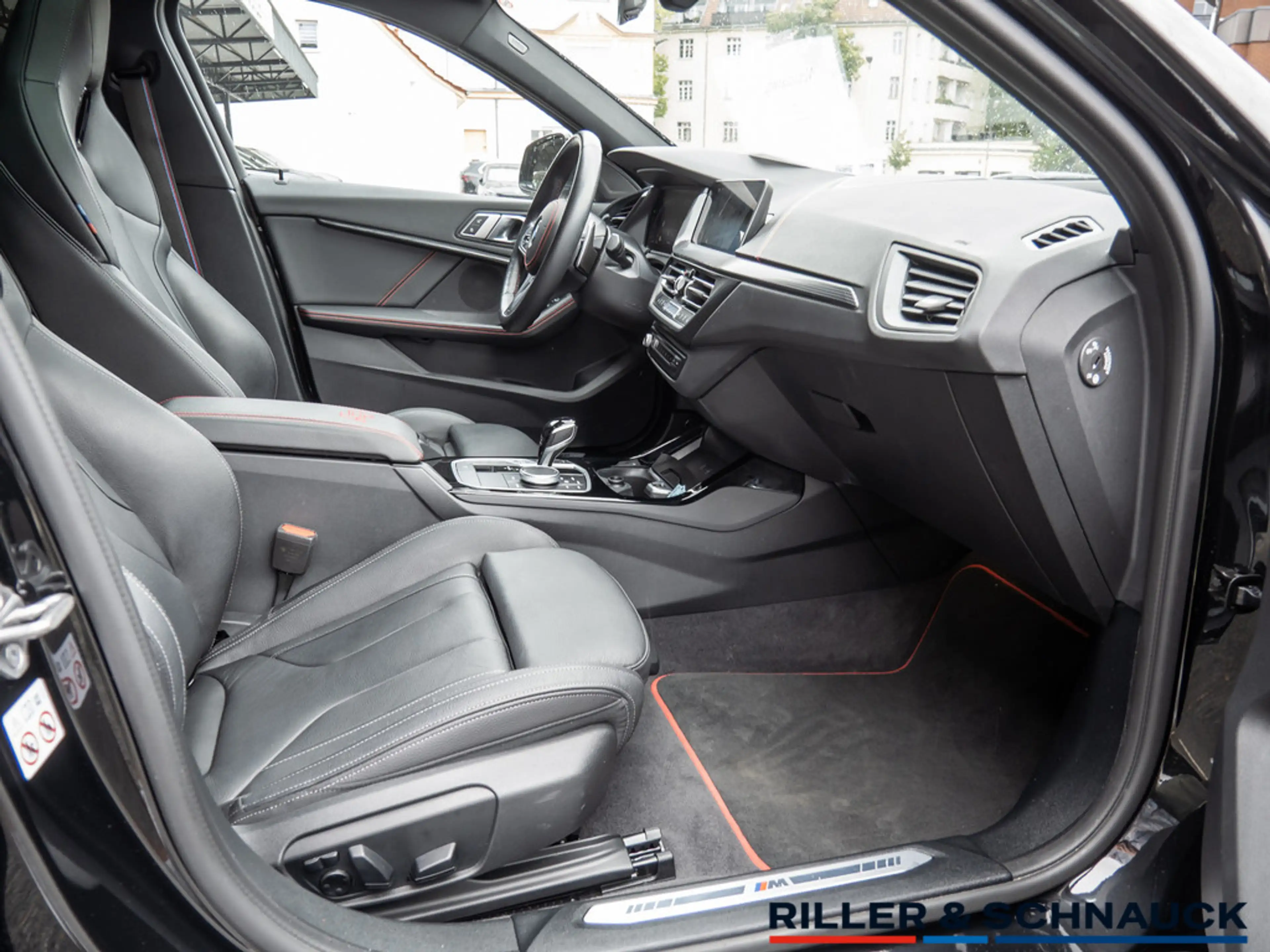 BMW 128 ti A LEDER+H/K+PANO+NAVI+MEM+KEYLESS+KLIMA — photo 7