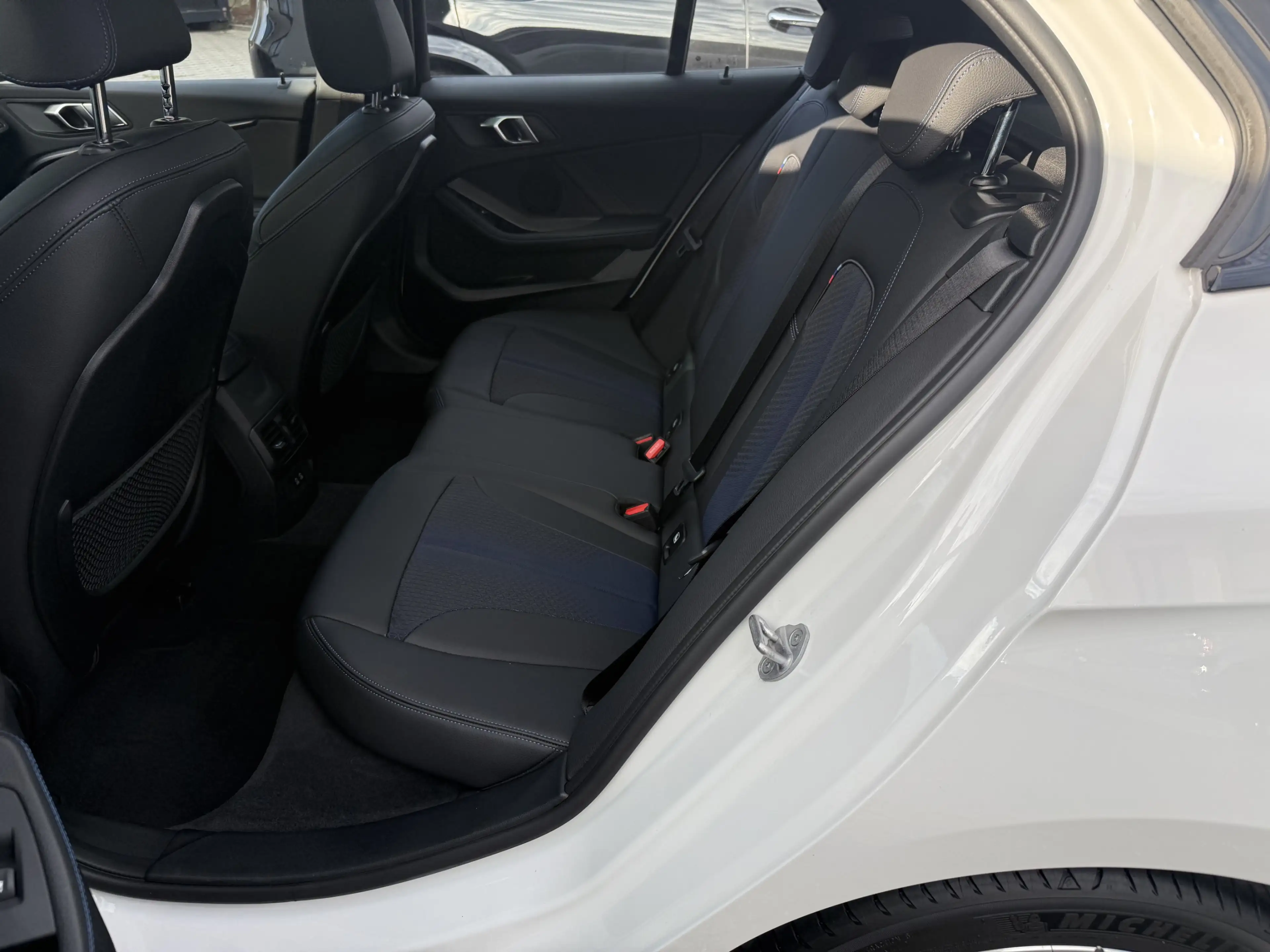 BMW 120 M Sport LED+CARPLAY+KLIMA+PANORAMADACH+ — photo 12