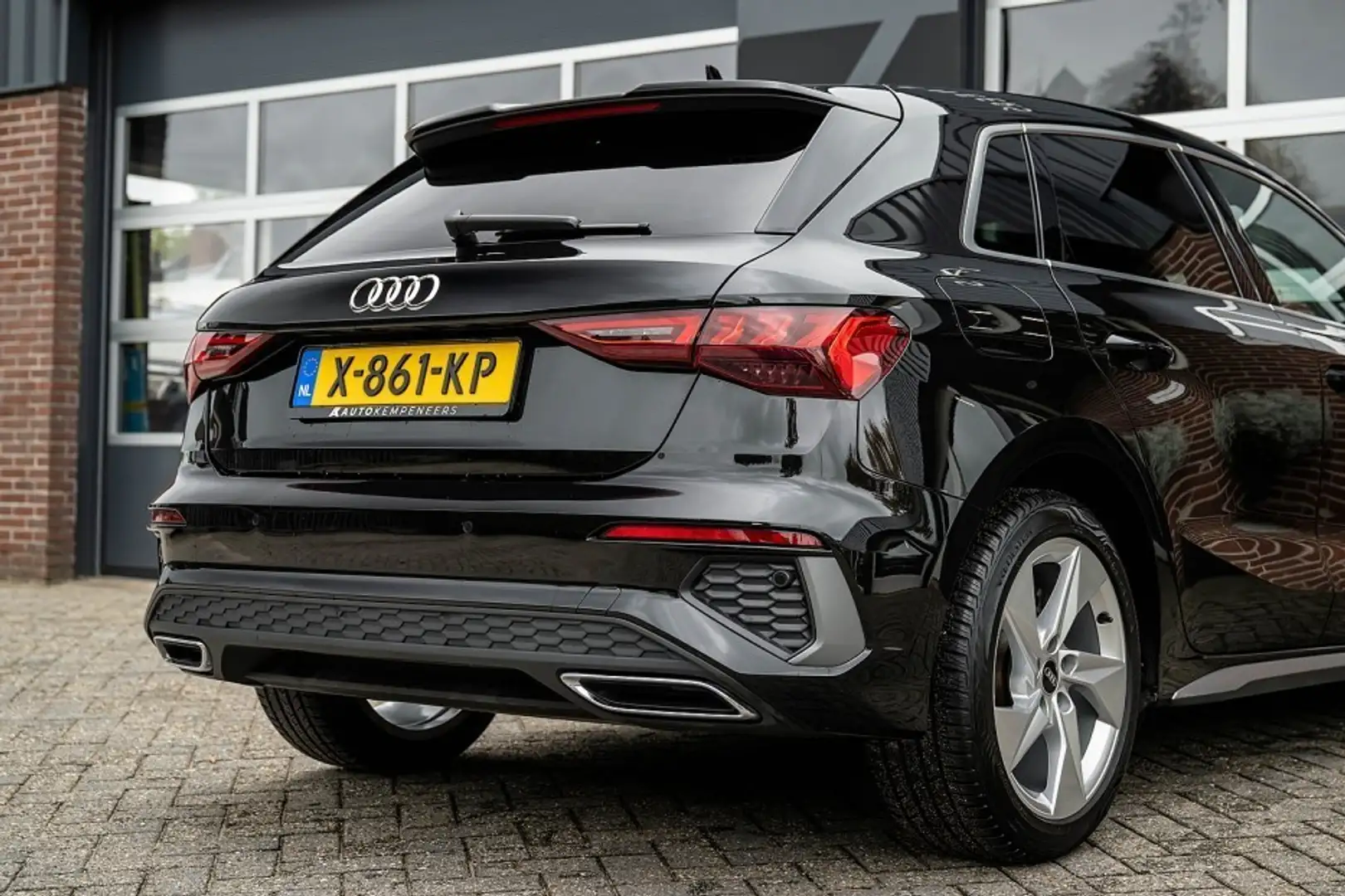 Audi A3 Sportback 30 TFSI S edition | S-Line | ACC | Led | Noir - 2
