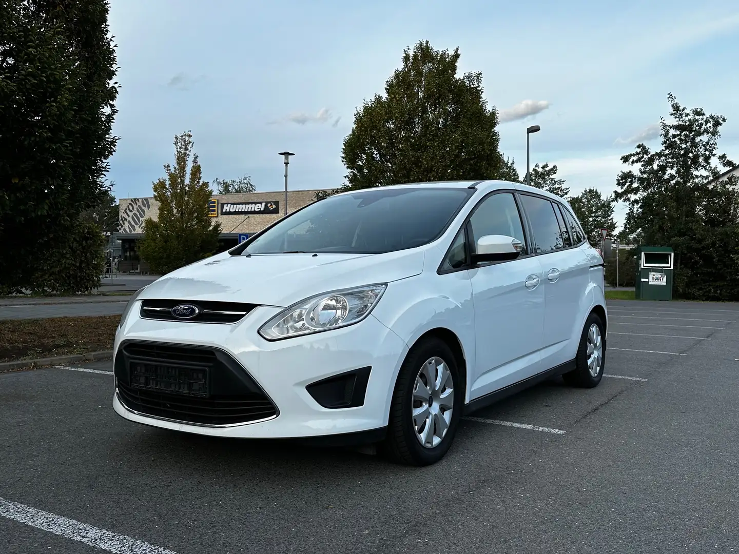 Ford Grand C-Max Grand C-MAX 1.6 TDCi Start-Stop-System Trend White - 2