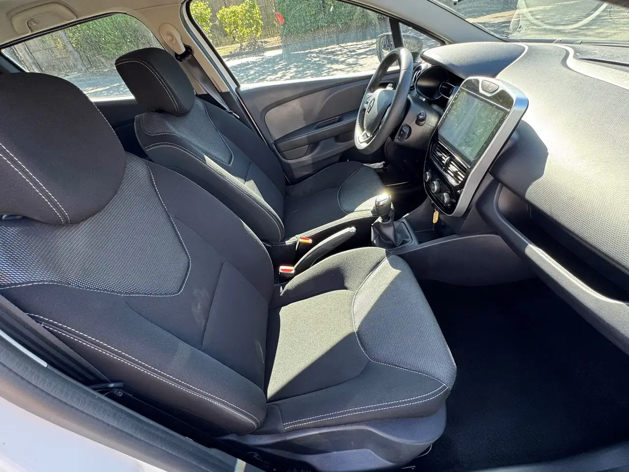 Renault Clio Grandtour — photo 7