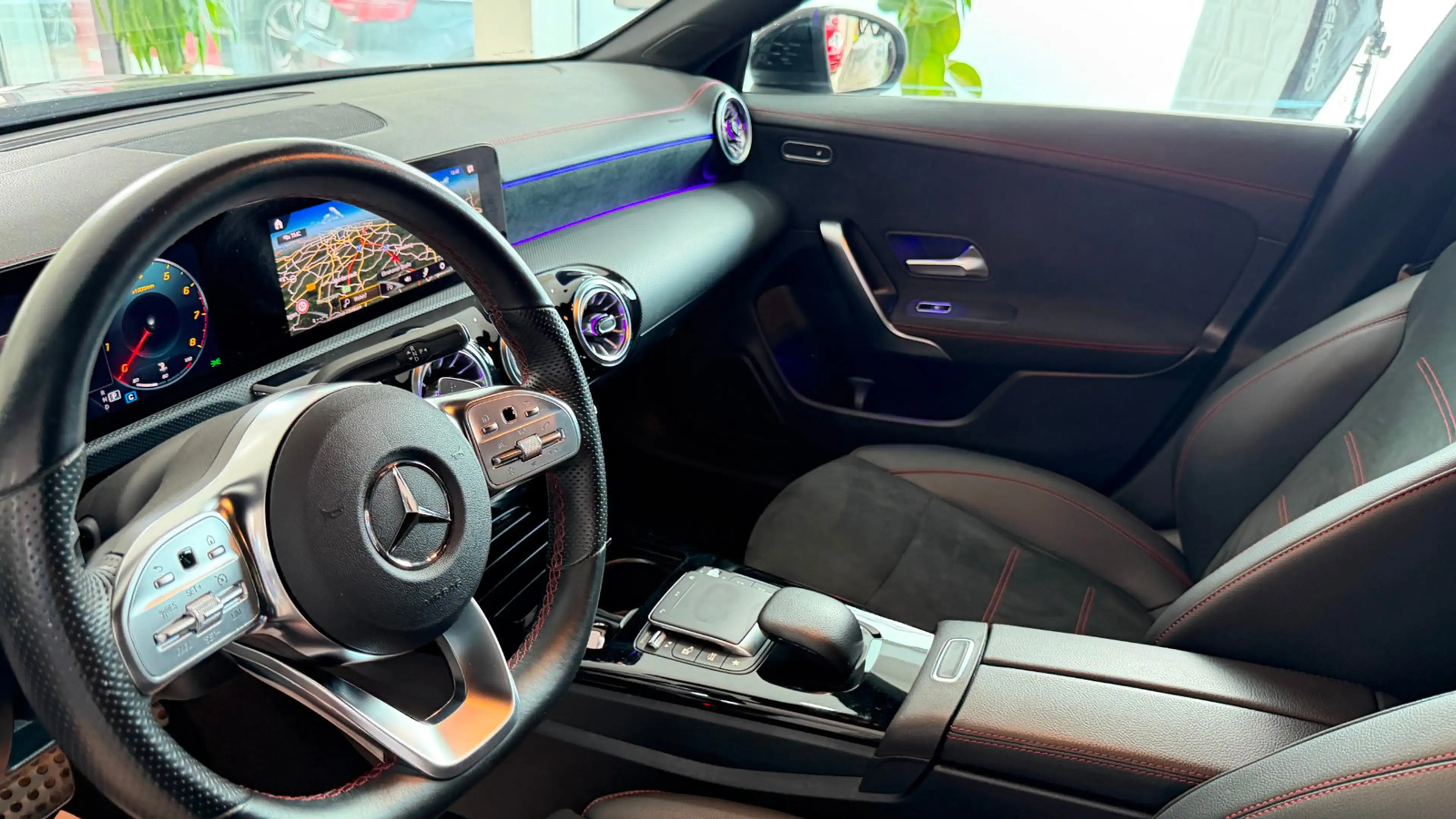 Mercedes-Benz CLA 200 9G AMG-LINE* Kamera-Ambiente — photo 14