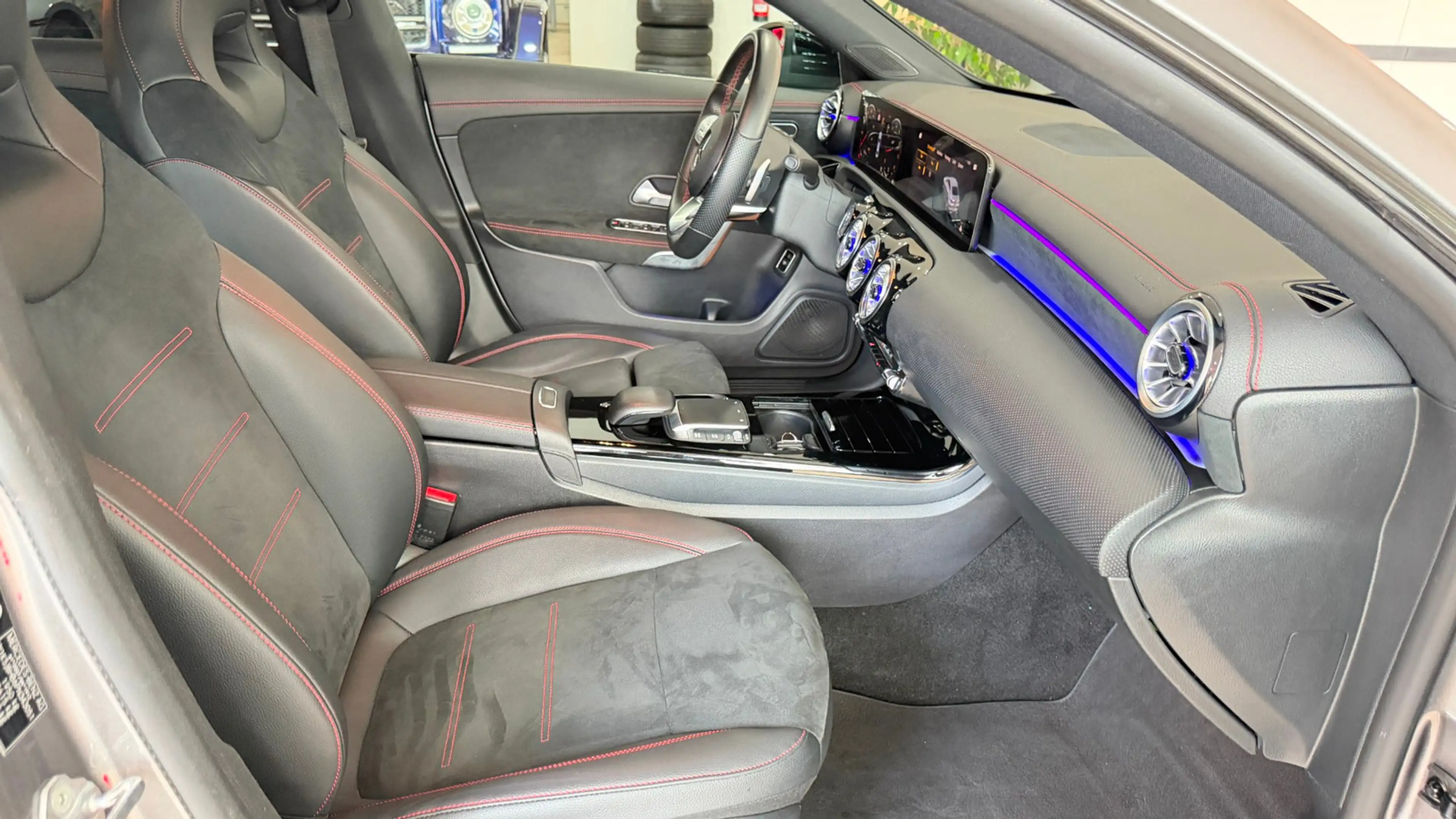 Mercedes-Benz CLA 200 9G AMG-LINE* Kamera-Ambiente — photo 12
