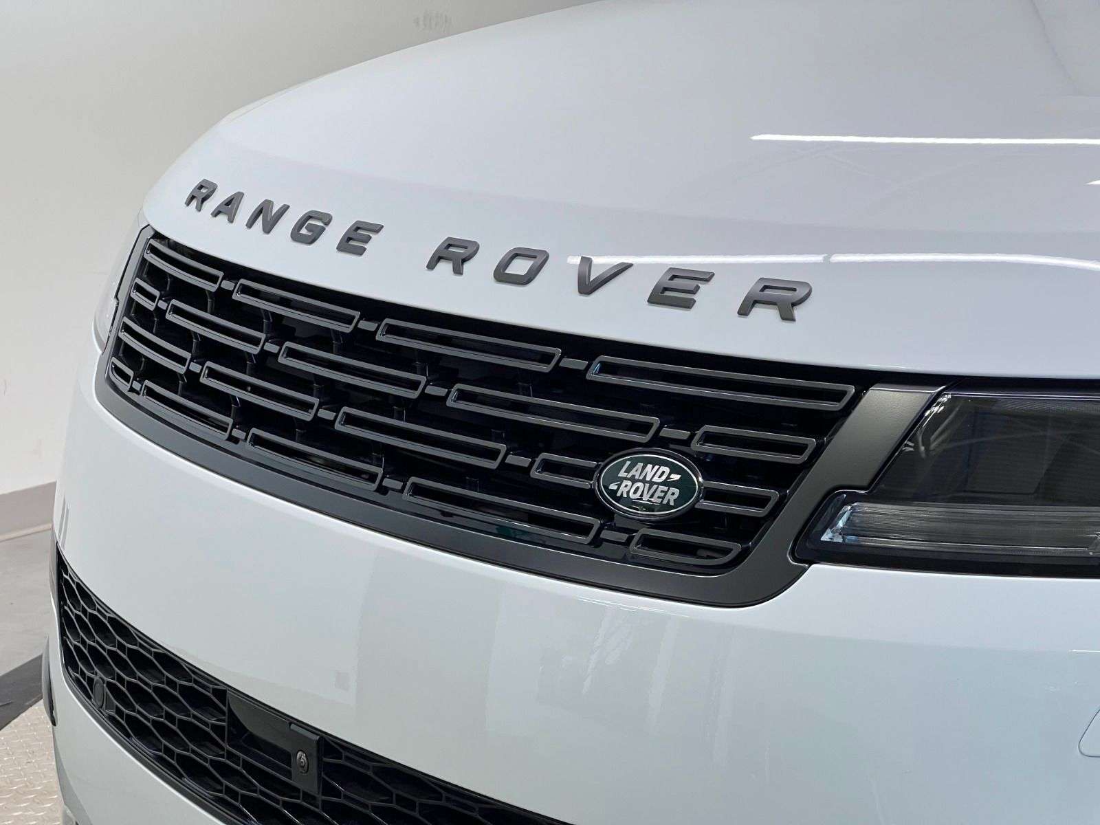 2026 Land Rover Range Rover Sport P400 DYNAMIC HSE thumb 10