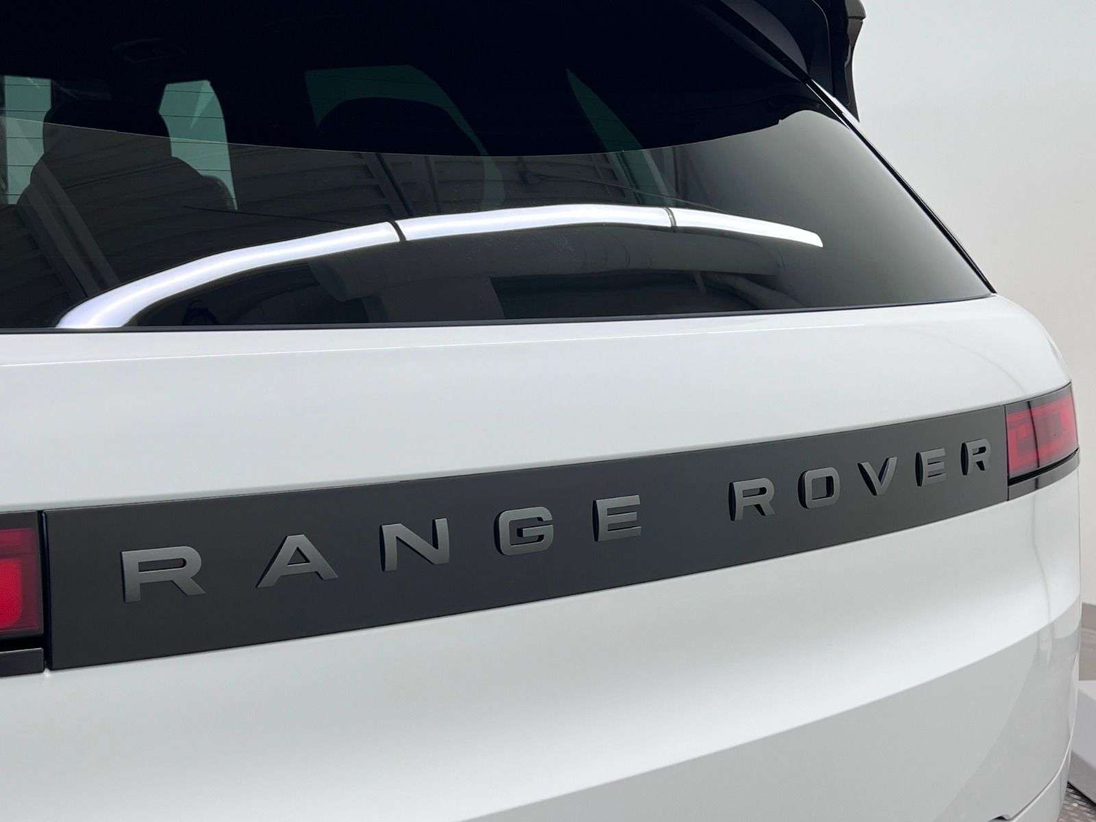 2026 Land Rover Range Rover Sport P400 DYNAMIC HSE thumb 11