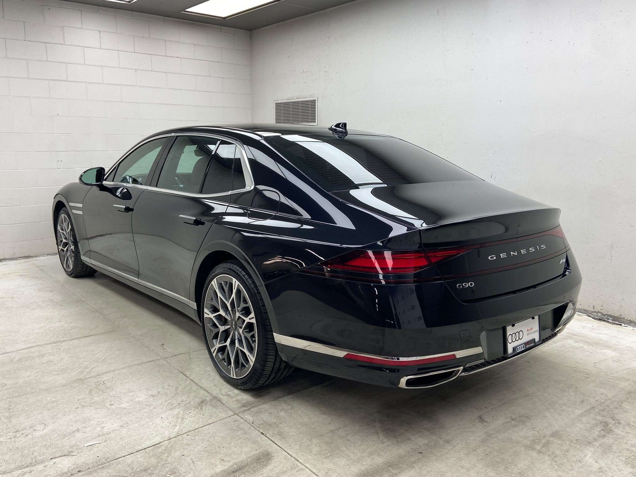 2025 Genesis G90 e-SC Prestige | Massage Seats | Head Up Display | — снимка 1