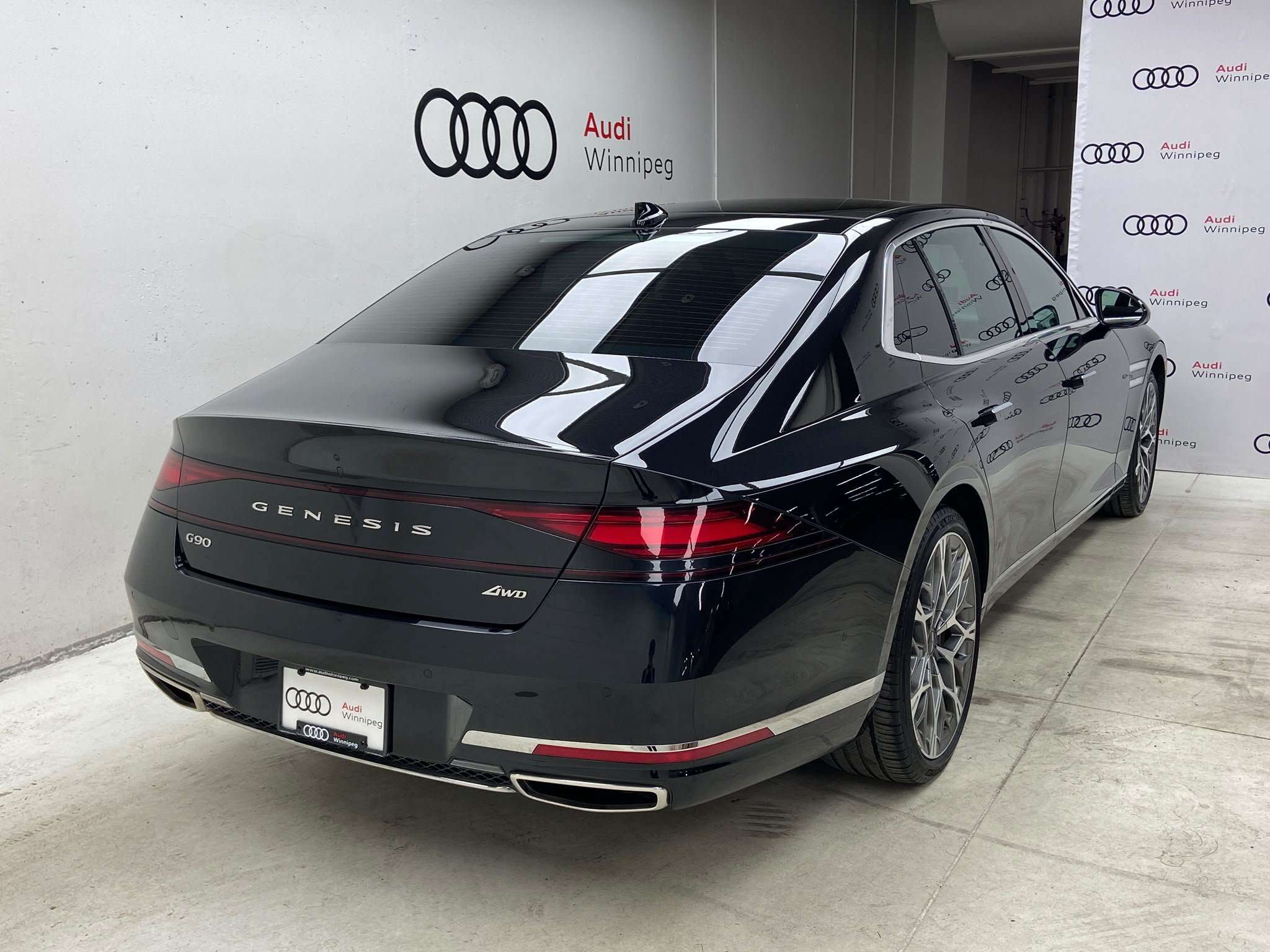 2025 Genesis G90 e-SC Prestige | Massage Seats | Head Up Display | — снимка 1