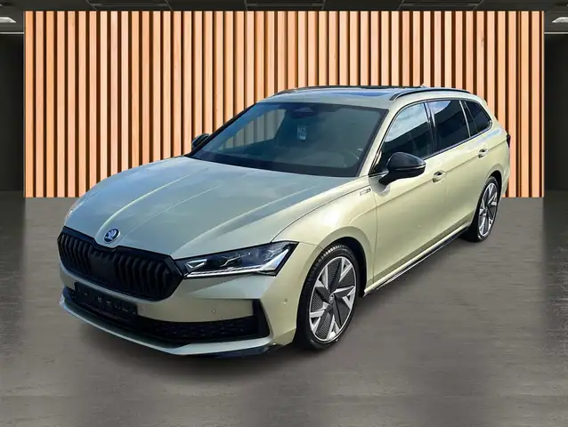 Skoda Superb view 2