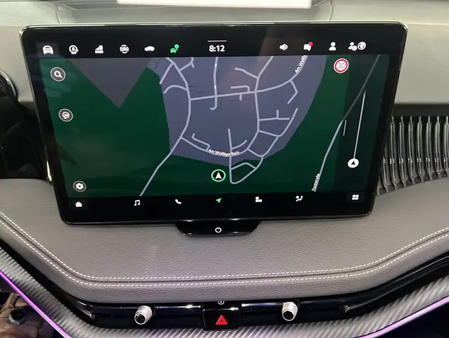 Skoda Superb view 12