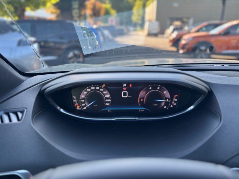Peugeot 5008 Allure Pack HDi130 7-Sitzer SITZHZG LED ACC — photo 6