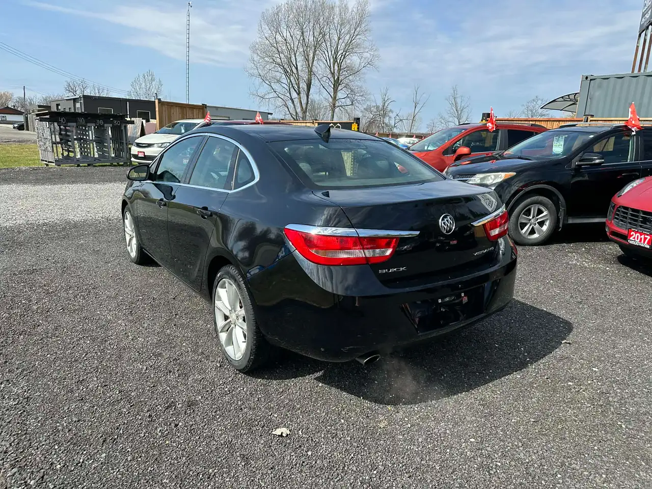 Buick Verano снимка Buick Verano
