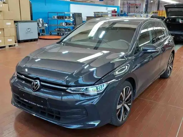 Volkswagen Golf Lim. 1.5 TSI Goal *FACELIFT*KAMERA*18Zoll*CarPlay*