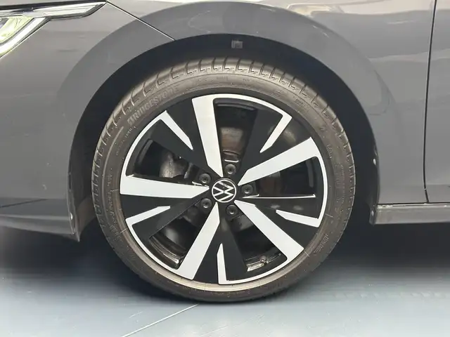 Volkswagen Golf view 9