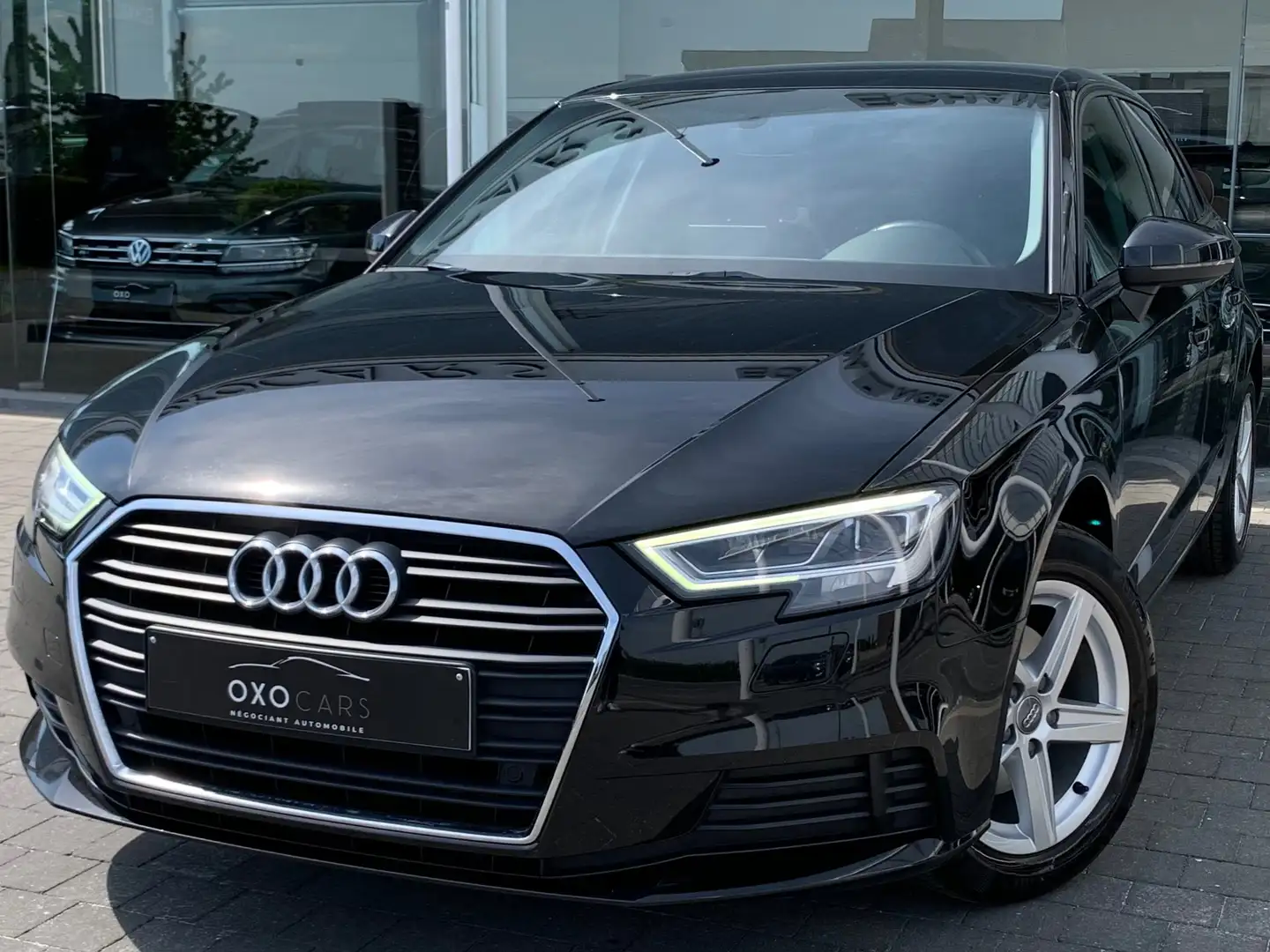 Audi A3 Sportback 30 TDI / Boite Auto / Xenon / Cuir / Gps Zwart - 1