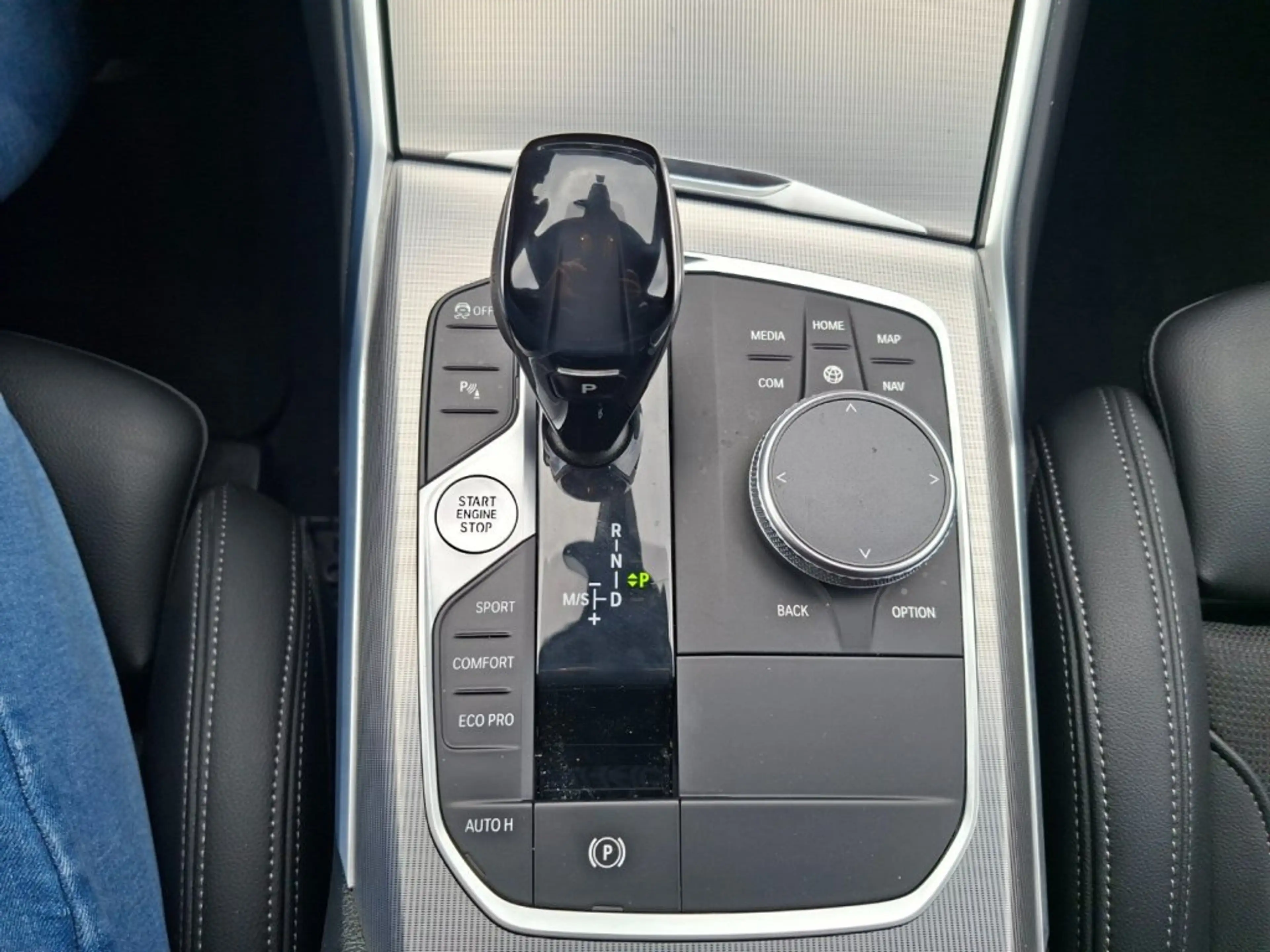 BMW 320 d Touring Aut. — photo 14