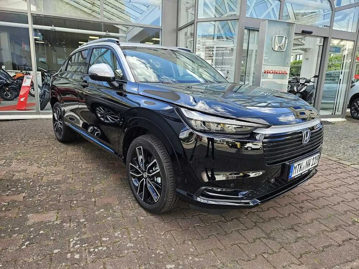 Honda HR-V Hybrid e:HEV 1.5 i-MMD Advance Style m. Kamera 360 Schwarz - 2