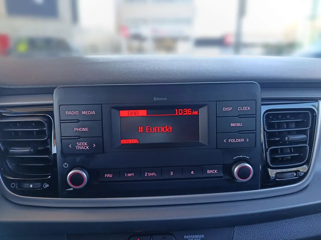 Kia Rio 1.2 GAS LX FUN M/T 21