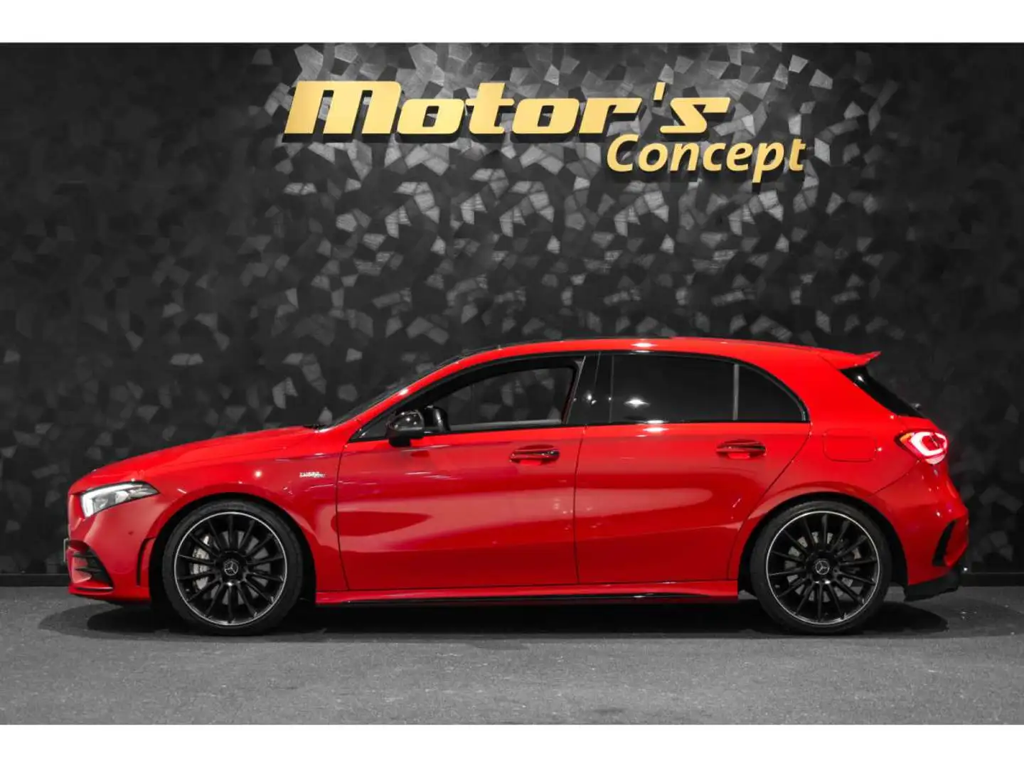 Mercedes-Benz A 35 AMG 4 MATIC Rouge - 2