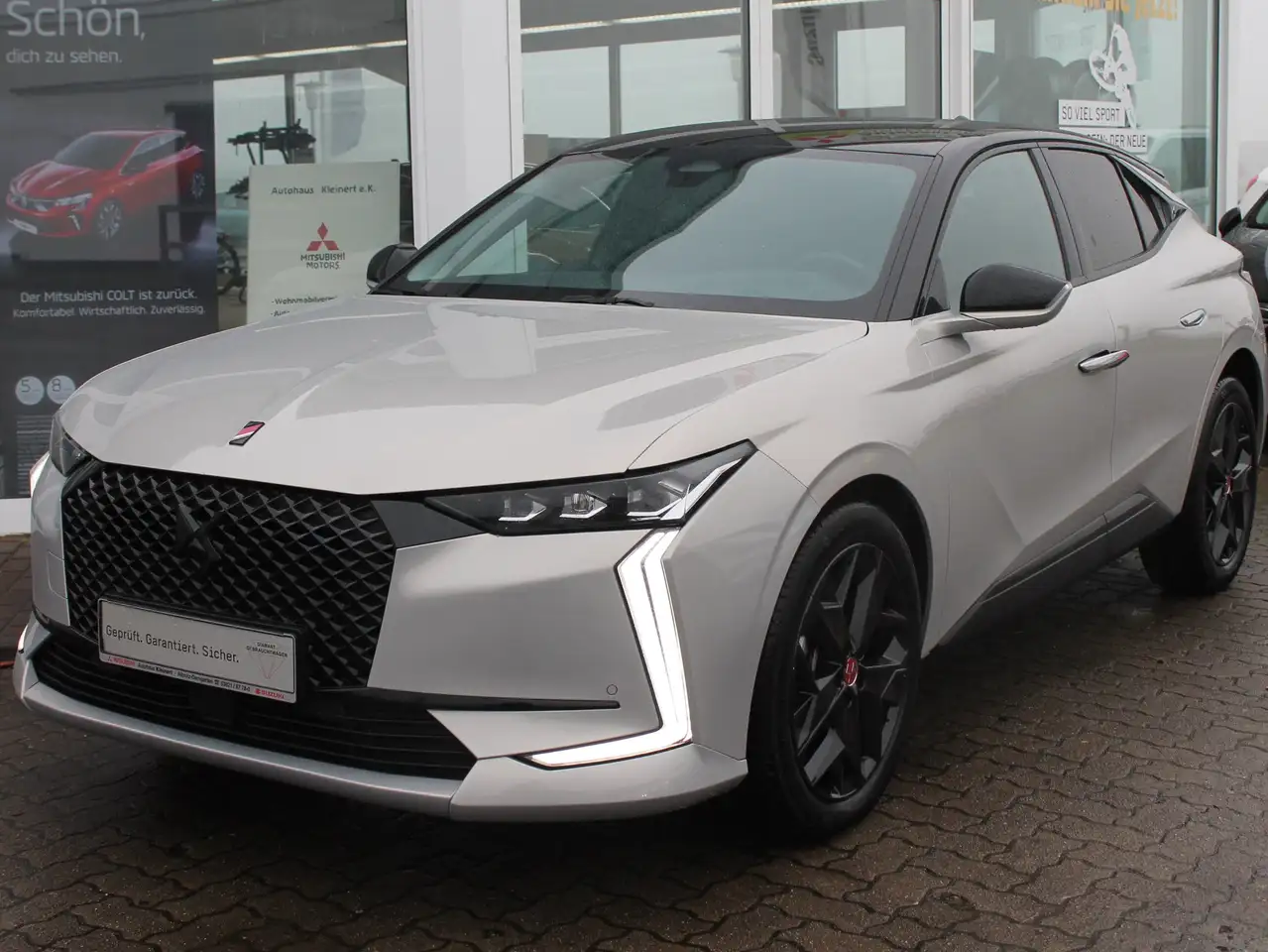 DS Automobiles DS 4