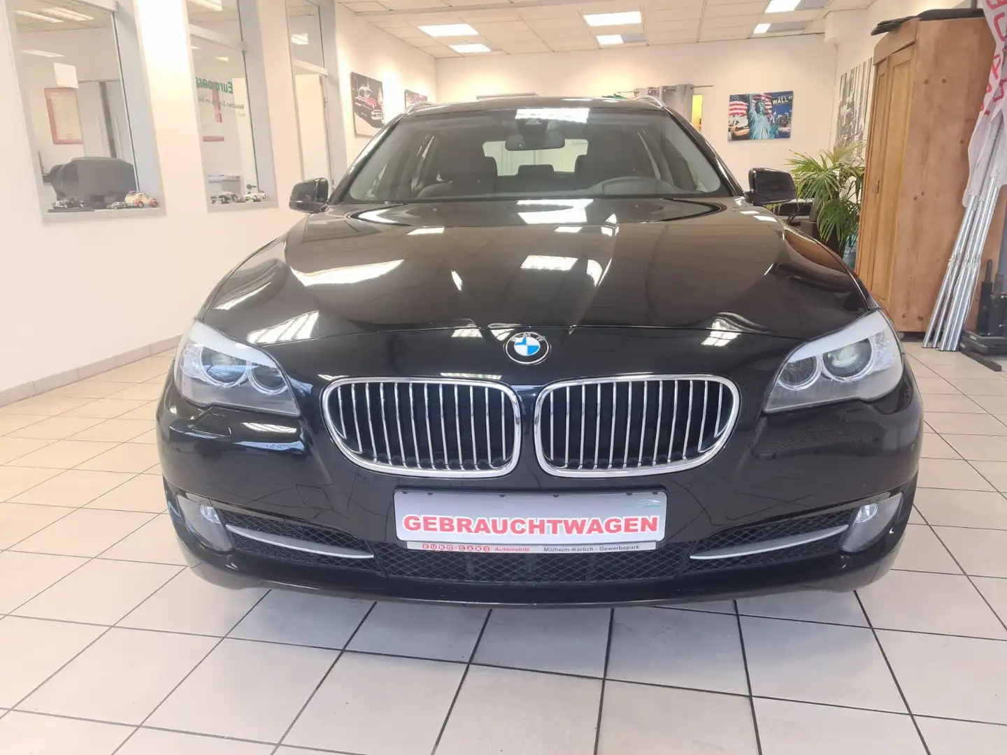 BMW 530 Touring xDrive/TOP GEPFLEGT / AHK Black - 2