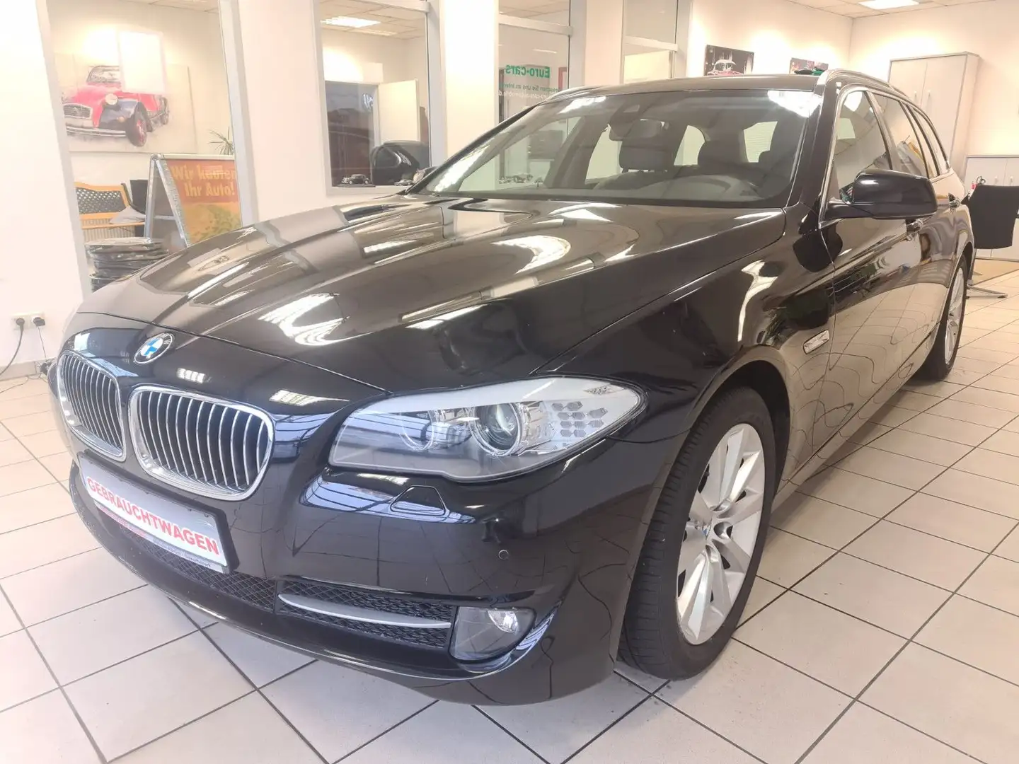 BMW 530 Touring xDrive/TOP GEPFLEGT / AHK Black - 1