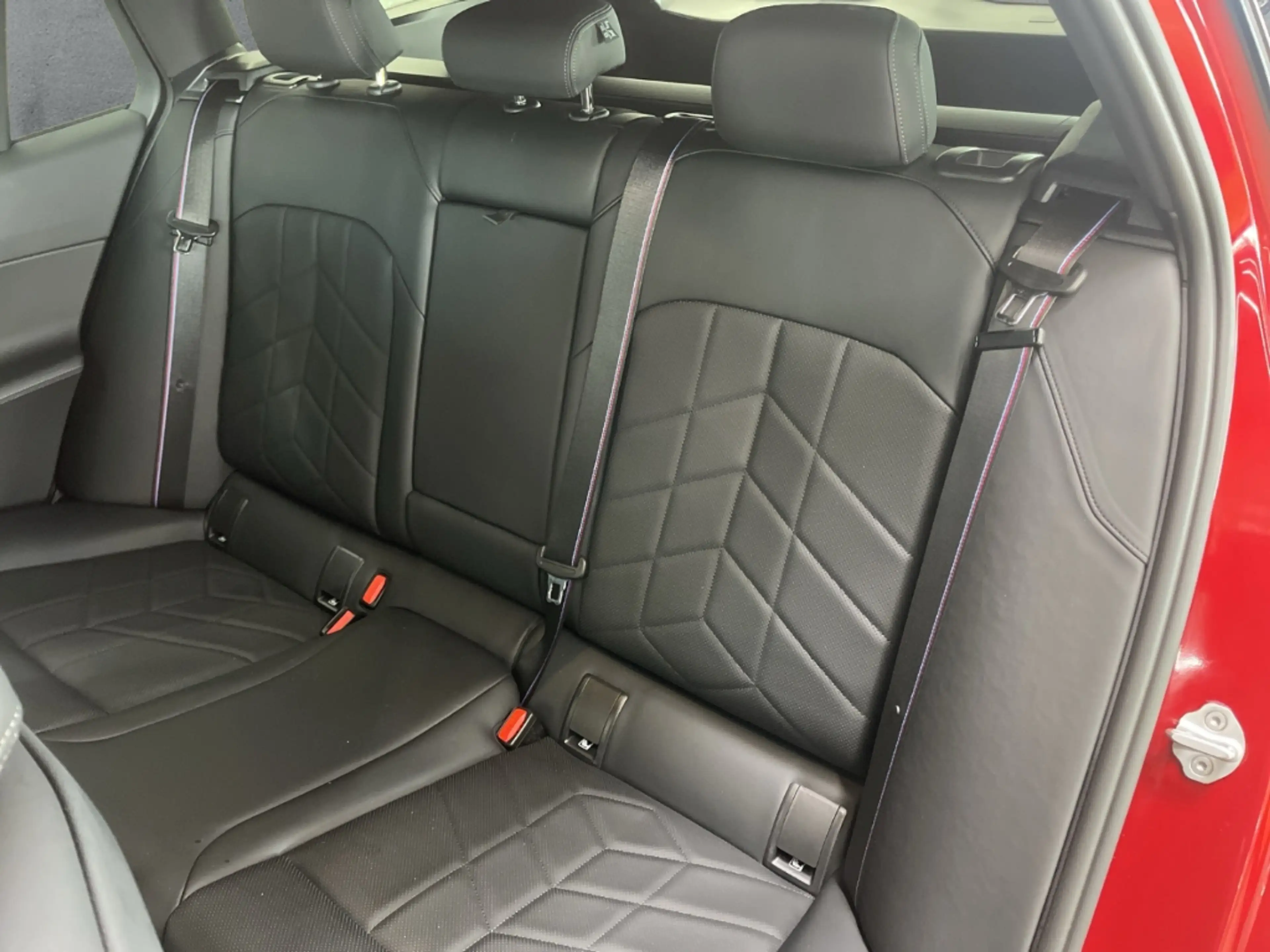 BMW 540 xDrive Touring *M SPORT PRO* 20''LC PROF AHK SITZL — photo 13