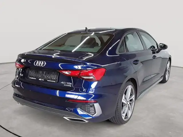 Audi A3 view 4