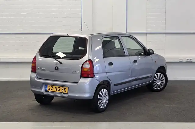 Suzuki Alto view 23