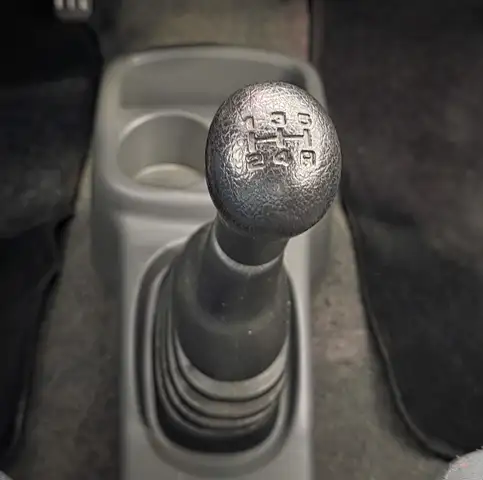 Suzuki Alto view 19