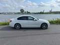 BMW 330 330e MSport, Harman & Kardon, alcantara Alb - thumbnail 3