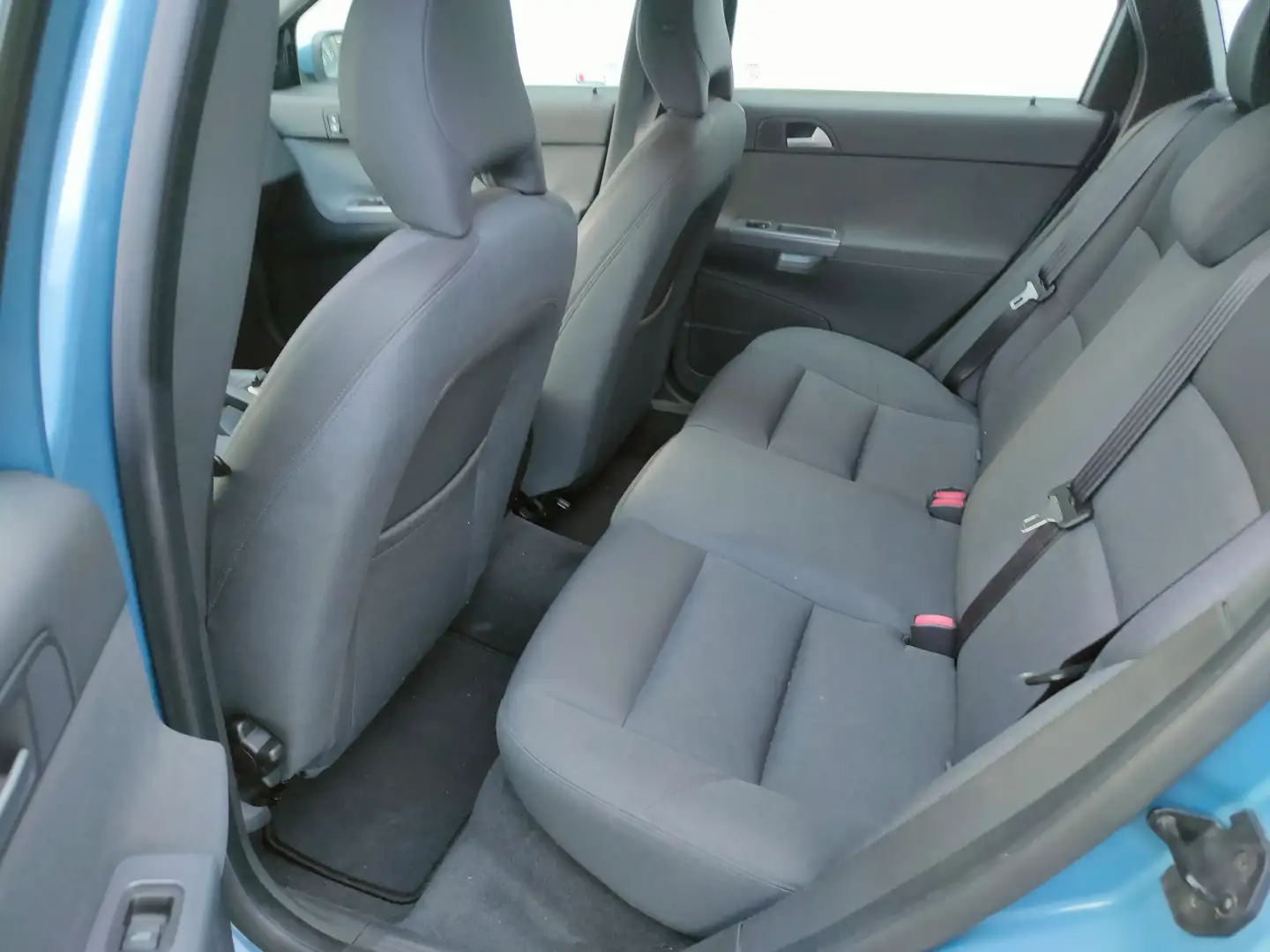 Volvo V50 V50 2.4 Momentum Albastru - 2