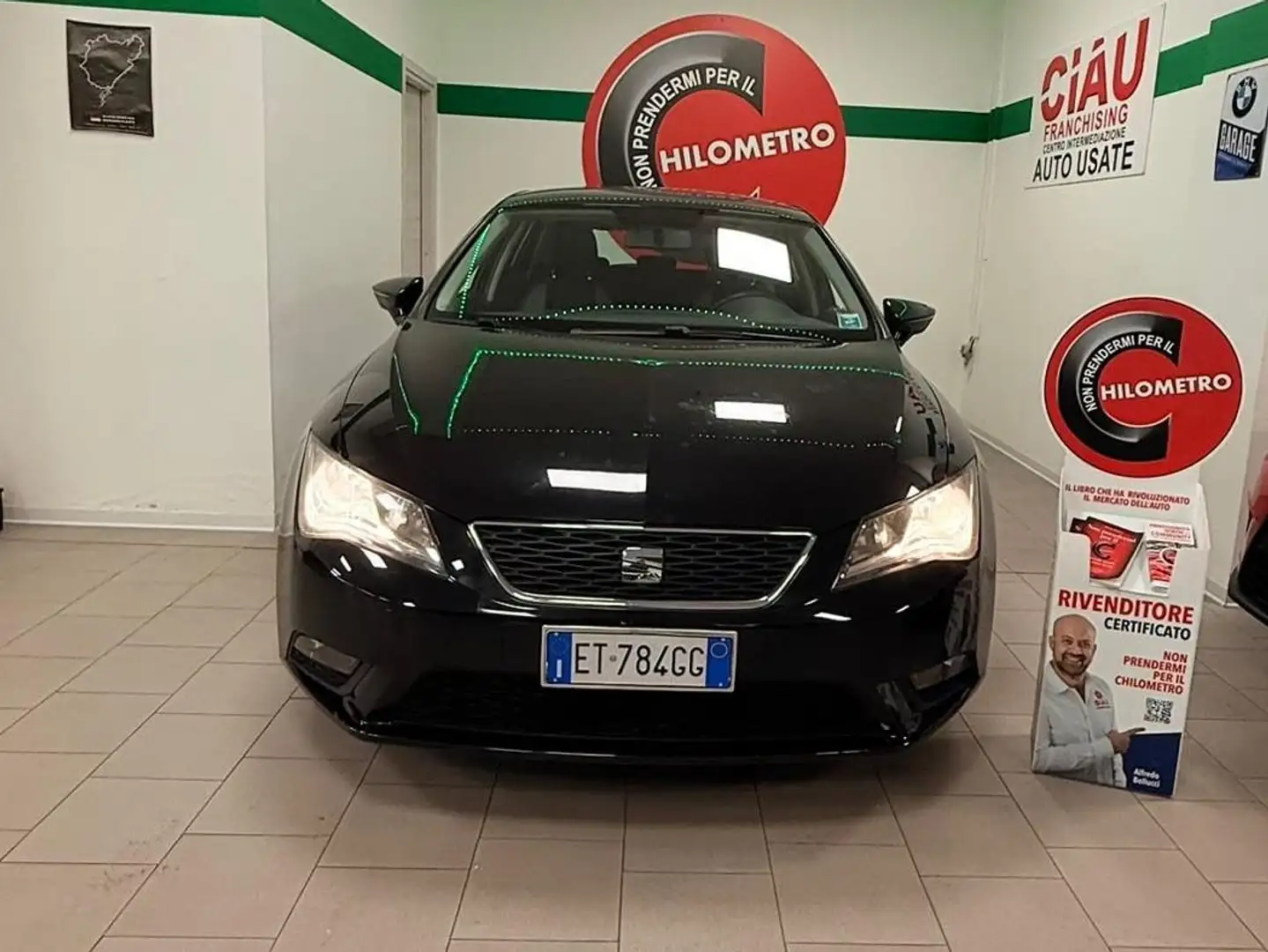 SEAT Leon Leon III 2013 5p 1.6 tdi cr Business 90cv Schwarz - 2