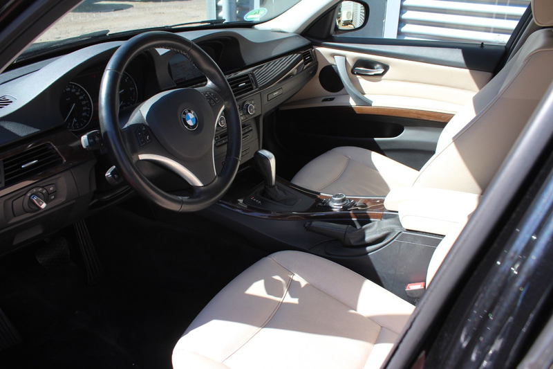 BMW 318 i EDITION EXCLUSIVE AUTOMATIK LEDER BEIGE NAV — photo 5