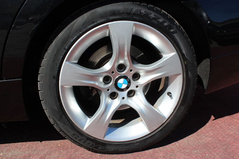 BMW 318 i EDITION EXCLUSIVE AUTOMATIK LEDER BEIGE NAV — photo 3