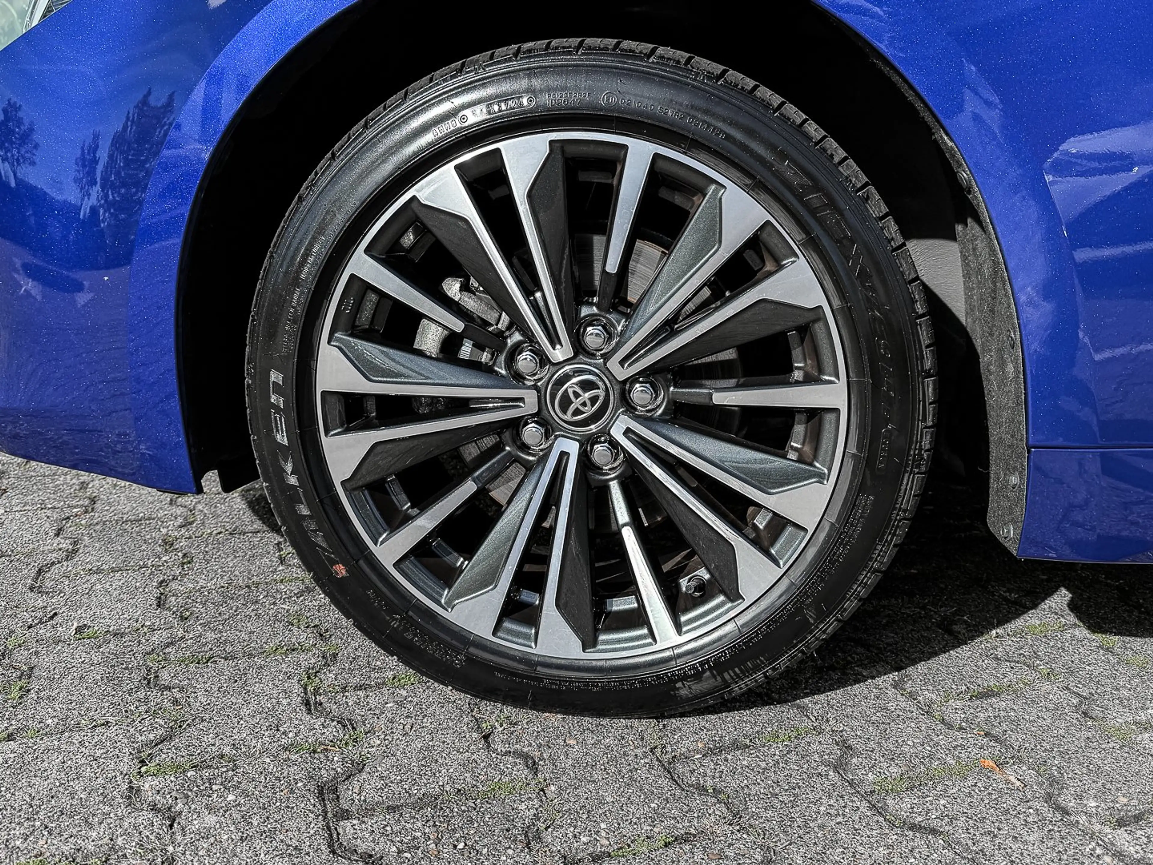 Toyota Corolla 2.0 l Hybrid TS. Technik Paket — photo 4